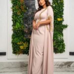 Zainab Ghazi Instagram – النفنوف الجميل بمشهد العرس بمسلسل #بطن_وظهر  بأنامل حبيبة قلبي @abrar_style 😍🔥