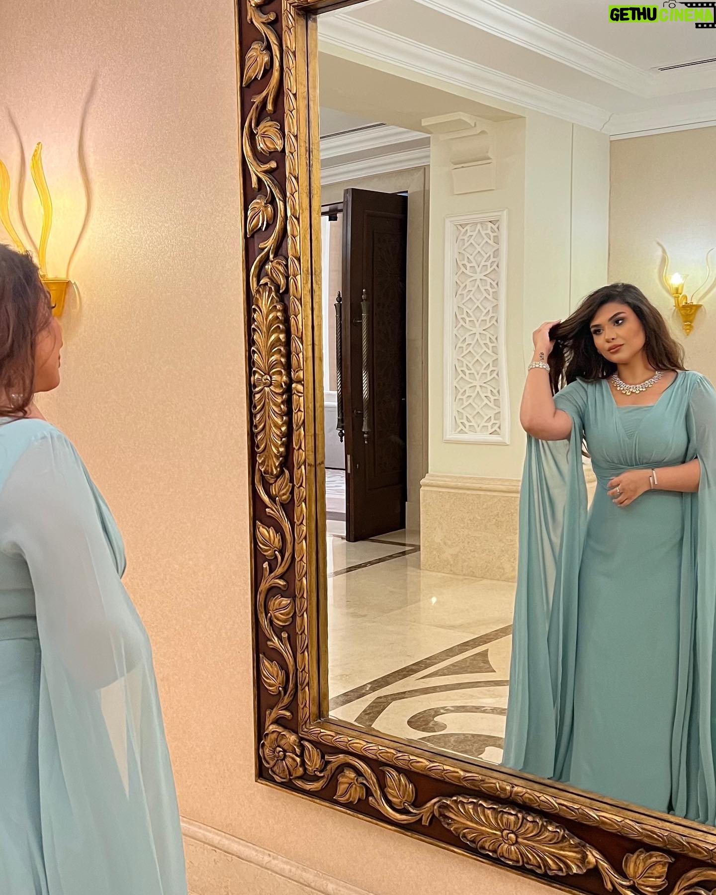 Zainab Ghazi - 3 Likes - كُن سند روحك... اتكئ على نفسك... قُم .
