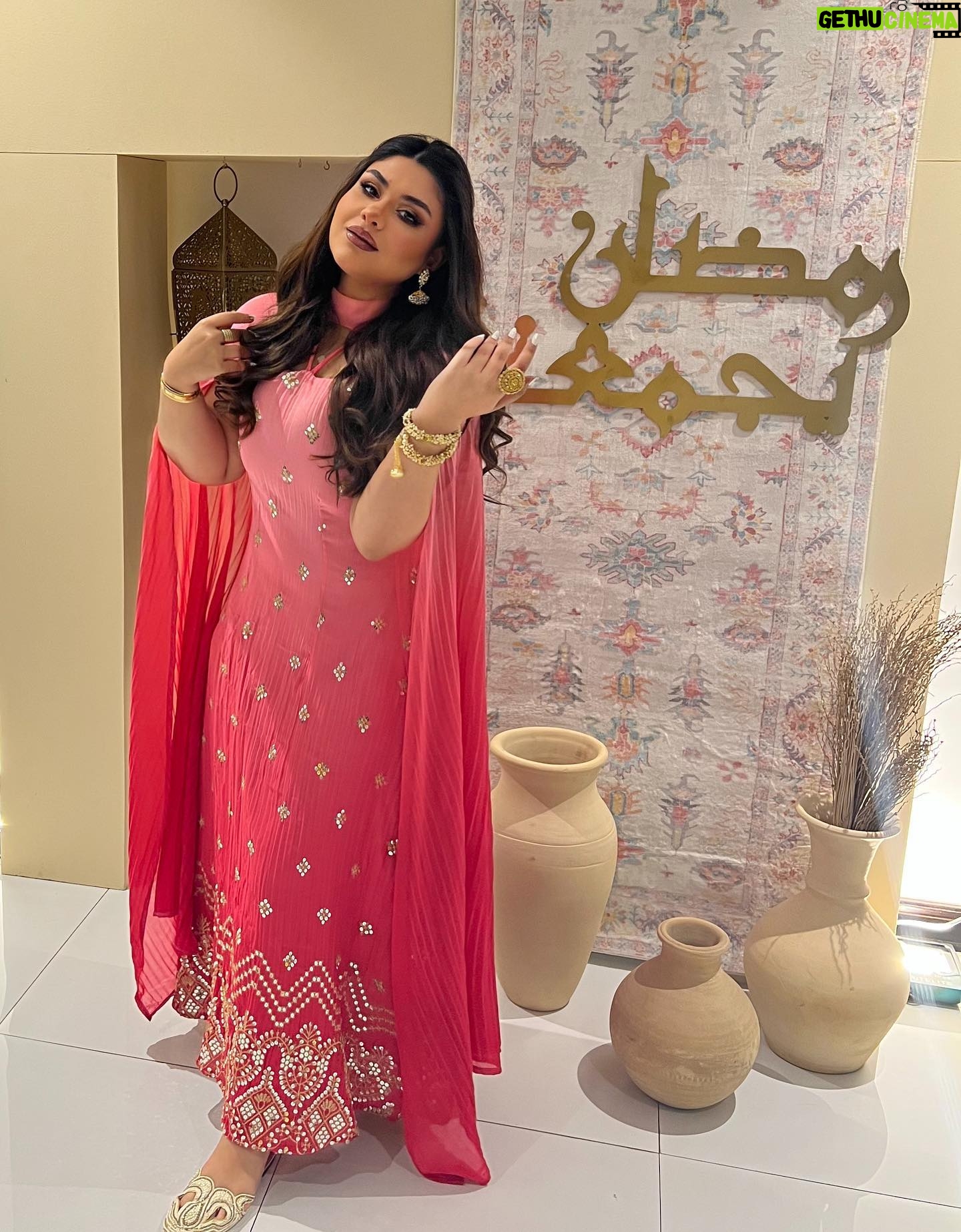 Zainab Ghazi - 3 Likes - غــبــقــة '24 🌙