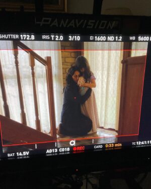 Zar Amir Ebrahimi Instagram - BTS - Shayda & Mona as Captured by our Director Noora 🌸 

Our film is a love letter to mothers and daughters everywhere. #SHAYDAfilm Now showing on the Academy Screening Room. 💫 

@zaramirebrahimi @dirtyfilms @origma45 @parandehpictures @sonyclassics @hanway_films @vertigoreleasing @the51fund #selinazahednia