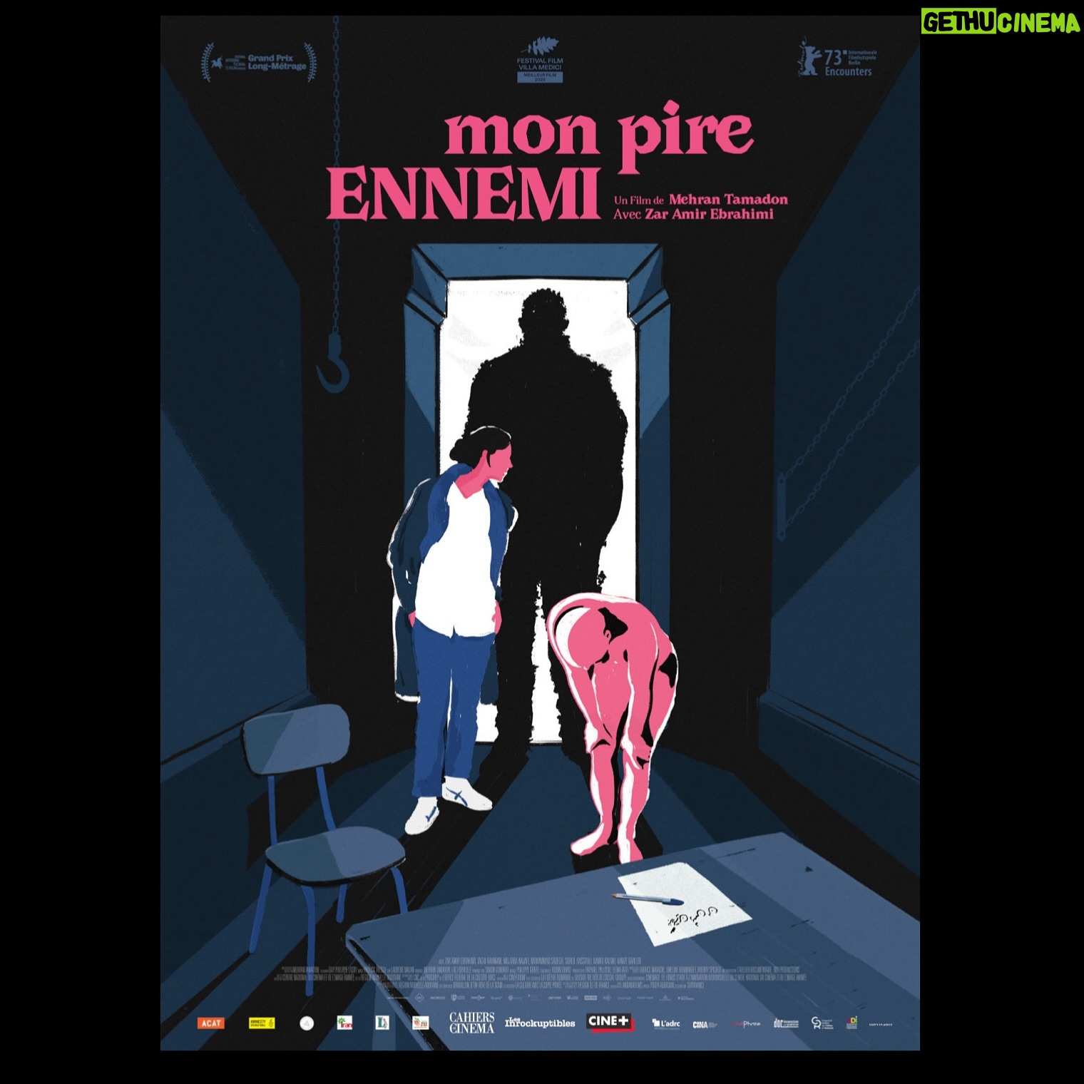 Zar Amir Ebrahimi Instagram - Mon Pire Ennemi de Mehran Tamadon en salles partout en France. Allez découvrir cette expérience étrange et profonde qui questionne un système totalitaire et ses bourreaux mais aussi le cinéma ! Affiche Magnifique de @pooyaabbasian @mehrantamadoncinema @atelier.documentaire @survivance_distribution @amnestyfrance @cahiersducinema_officiel @berlinale