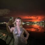 Zara Larsson Instagram - Reporting live 🌋