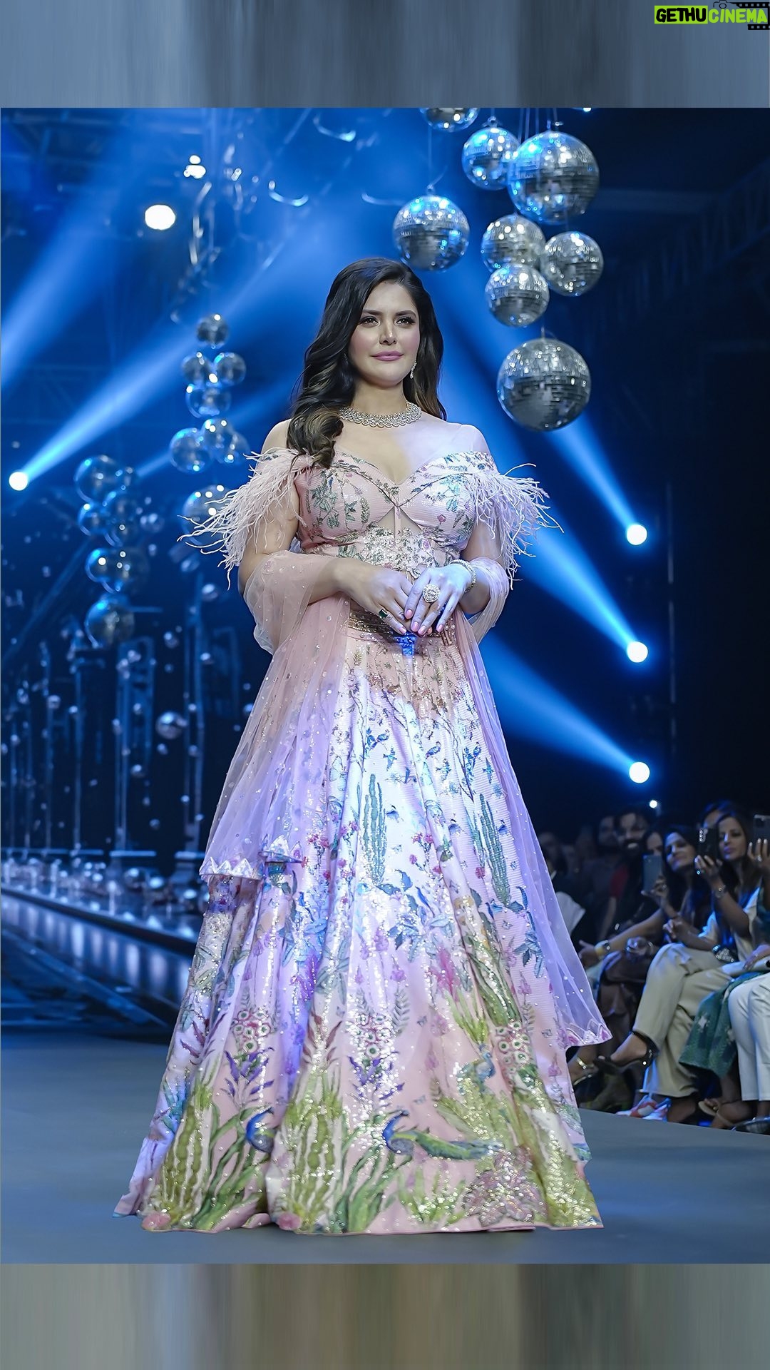 Zareen Khan Instagram - @archanakochharofficial Grand Finale at the Pune Times Fashion Week 2024 with stunning showstopper @zareenkhan @mantraproperties @timesfashionweek Show director : @lokeshsharmaofficial #punetimesfashionweek #punetimesfashionweek2024