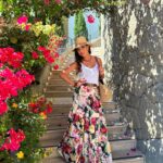 Zarifa Mgoyan Instagram - Summer mood☀️🌺