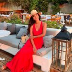 Zarifa Mgoyan Instagram – Иногда даже короткий отпуск очень помогает переключиться и восполнить силы.🙌🏻

Впереди мой большой сольный концерт в Москве!
Кстати, кто спрашивал про билеты они в био профиля😉

С новыми силами и вдохновением врываюсь в активную подготовку. Эта осень обещает быть очень насыщенной❤️