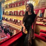Zarifa Mgoyan Instagram - Доброе утро, родные! Вчера на вручении международной музыкальной премии «Bravo» в Большом театре.🎼✨ На фото с лауреатом премии талантливым музыкантом из Ирана @alighamsari .