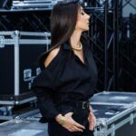 Zarifa Mgoyan Instagram - Дорогие мои, доброе утро. Как ваши дела? Такие насыщенные дни, что не всегда удается выходить в соц сети. А я так соскучилась☺️ Давайте пообщаемся в комментариях❤️ @selfish_shop ✨