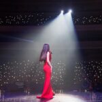 Zarifa Mgoyan Instagram – Дорогие мои, только сейчас потихонечку прихожу в себя. Столько эмоций!🙏🏼

Как я ждала этой встречи с вами. Спасибо за вашу любовь, ваши глаза, ваши эмоции, вашу энергию, за море цветов. Меня переполняют чувства.
Очень переживала, что что-то пойдет не так, но этот вечер настал и мы были вместе.

Я люблю вас!❤️
Спасибо.
Буду потихонечку делиться с вами фотографиями и видео с концерта.