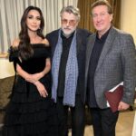Zarifa Mgoyan Instagram - Не стало Народного артиста России Александра Ширвиндта… Масштабный, талантливый, ироничный, умный. интеллигентный. Человек - эпоха. Его любили и почитали зрители разных поколений. Как многие пишут, в нем была особая искра жизни. И я знаю, что на небосклоне она не погаснет никогда. Не забуду наши встречи и общение…. Грустно… Вечная память, дорогой Александр Анатольевич.