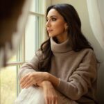 Zarifa Mgoyan Instagram - Пусть в ваших домах и сердцах, всегда царят гармония, понимание, поддержка и любовь, мои дорогие🙏🏼