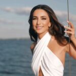 Zarifa Mgoyan Instagram – Родные, делюсь с вами фрагментом своей новой песни, которую полностью вы сможете послушать уже завтра, 1 сентября начиная с 00:00.💫

Слова в ней говорят сами за себя🤍

#пустьслышатлюди