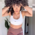 Zashia Monique Santiago Instagram - Curls are tired of being put up
