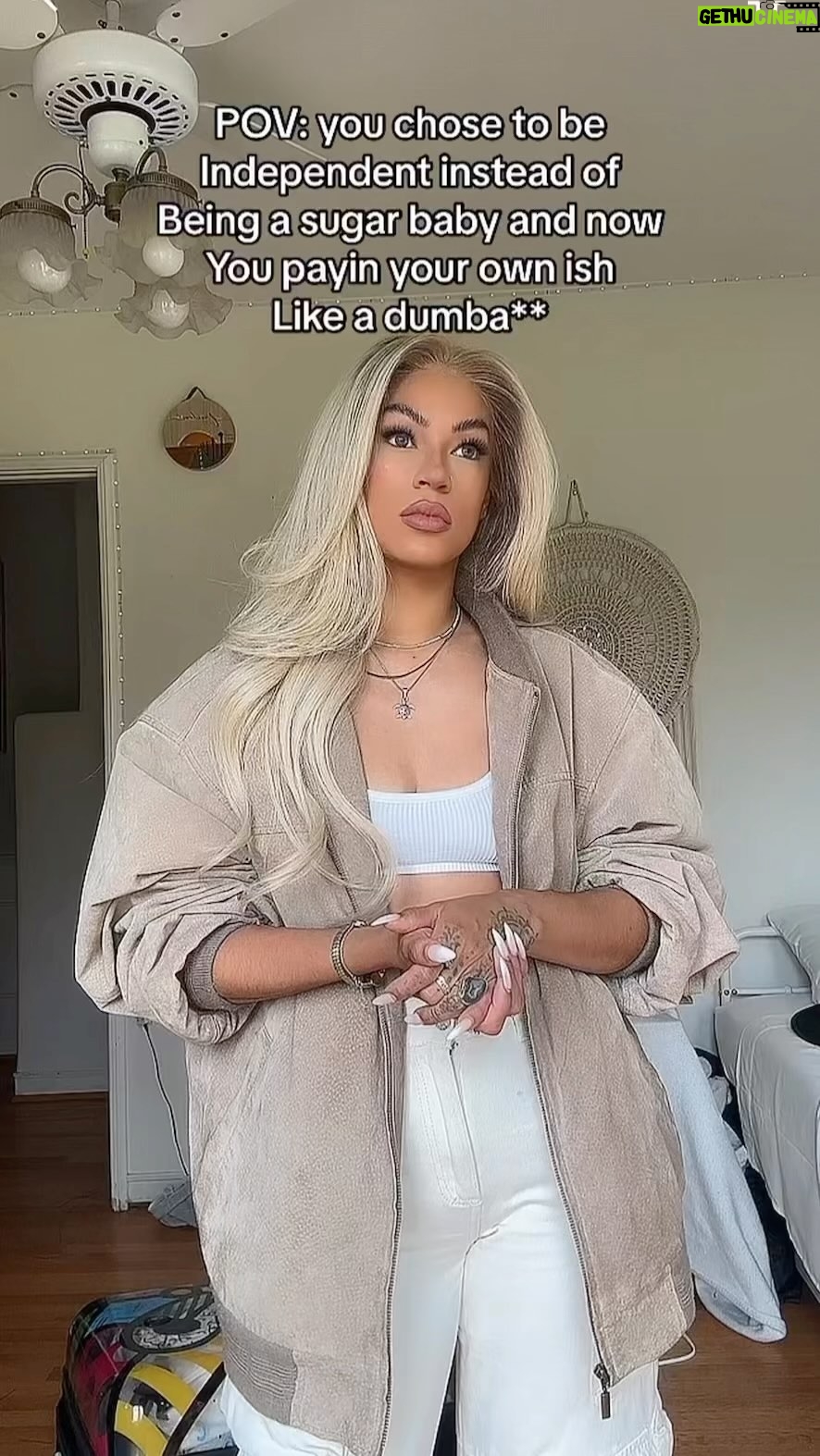 Zashia Monique Santiago Instagram - The 1st is coming up y’all 🙄