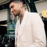 Zayn Malik Instagram - Bringing BOSS style to the paddock: #ZaynMalik links up with #FernandoAlonso and the Aston Martin F1 Team on race day in Miami #BeYourOwnBOSS