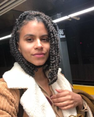 Zazie Beetz Instagram - Look at what @lacyredway did! She gave me a little bob. Doesn’t it look like I have little burnt ends and that it’s 1995? Anyway, As an update (since I never post), all is well, I’m at Sundance right now with a film called Nine Days, and have been trying to live a little healthier. Love you all!