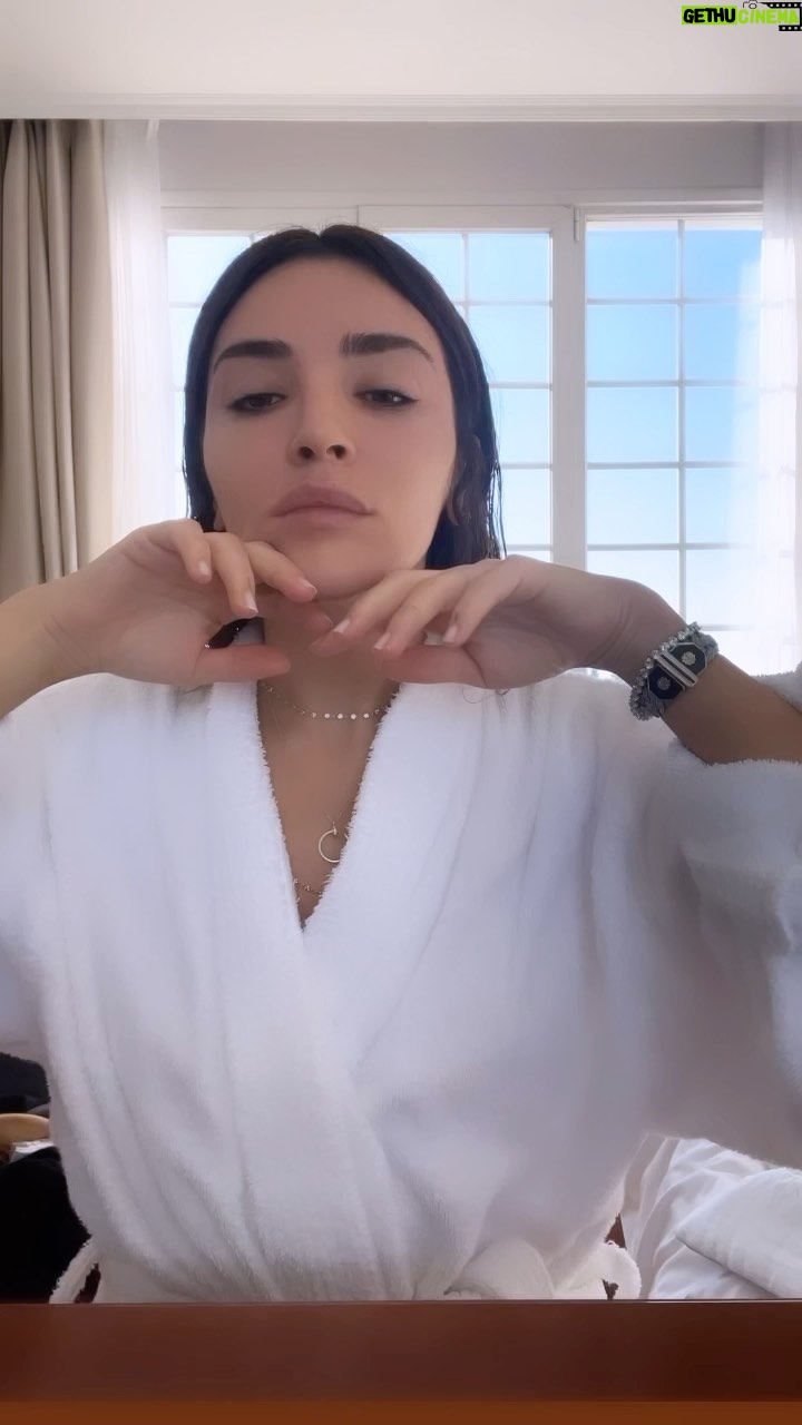 Zehra Yılmaz Instagram - Bir küçük hazırlık meselesi 🥳