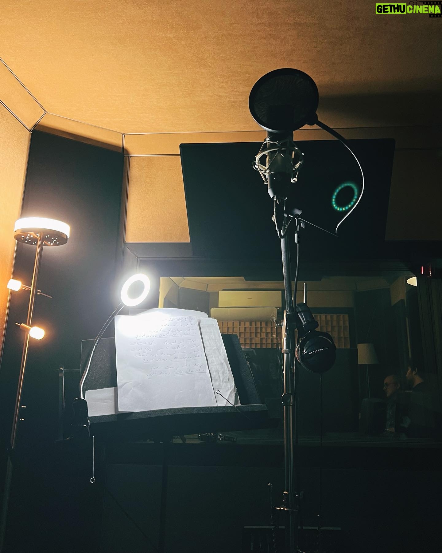 Zeina Makki Instagram - Studio sessions 🎶🎶🎶🎶 #قبل_ما_تروح 🎙️❤️🔥