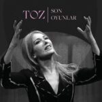 Zerrin Tekindor Instagram - ⚠️SON OYUNLAR⚠️ ▪️11 Mayıs 19.00 - Zorlu PSM Turkcell Platinum Sahnesi ▪️11 Mayıs 21.00 - Zorlu PSM Turkcell Platinum Sahnesi ▪️12 Mayıs 19.00 - Zorlu PSM Turkcell Platinum Sahnesi ▪️12 Mayıs 21.00 - Zorlu PSM Turkcell Platinum Sahnesi ▪️15 Mayıs 19.00 - Caddebostan Kültür Merkezi ▪️15 Mayıs 21.00 - Caddebostan Kültür Merkezi ▪️16 Mayıs 19.00 - Caddebostan Kültür Merkezi ▪️16 Mayıs 21.00 - Caddebostan Kültür Merkezi ▪️19 Mayıs 16.00 - Fişekhane (Tükendi) ▪️19 Mayıs 18.00 - Fişekhane (Tükendi) ▪️20 Mayıs 19.00 - Fişekhane (Tükendi) ▪️20 Mayıs 21.00 - Fişekhane (Tükendi) Biletler @passo, @tiyatrolar & @biletinial #muratmahmutyazıcıoğlu #hiratekindor #ayşebarım #idiletişim #duygubayram #şirindağtekinyenen #yakupçartık #gamzesaraçoğlu #banukaplancalı #berkcanokar #ayşegülbeyazdağ #zorluperformanssanatlarımerkezi #omniayapım #zorlupsmturkcellplatinumsahnesi #fişekhane #aysa #aysaorganizasyon #passocomtr #biletinial #tiyatro #theatre #tiyatrolar #mobilet #tiyatrolarcomtr #zerrintekindor #ckm #caddebostankültürmerkezi #zorlupsm #dasdas #istanbuldasdas
