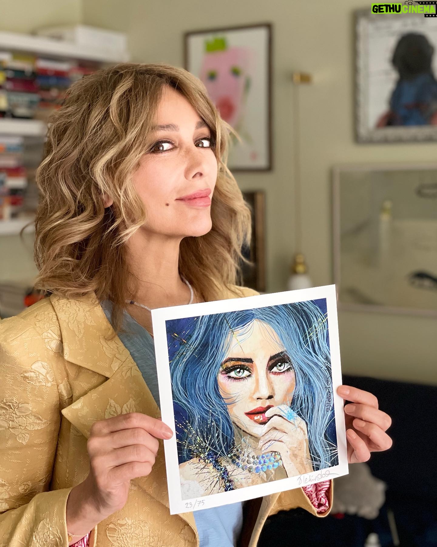 Zerrin Tekindor Instagram - Merhaba 😊 Yaptığım resim “Portrait of Giuditta Mancia” 75 adet print olarak hazırlandı. Hepsi numaralı ve imzalı. 22.5×22.5cm. Bilgi almak isteyenler @ztpetitegalerie’ye mesaj gönderebilir. 🙋🏼♀️ —— Hi ☺️ I’m pleased to announce the release of a new limited edition print titled “Portrait of Giuditta Mancia”. Each print is signed and numbered. 22.5×22.5cm. Edition of 75. DM @ztpetitegalerie for more information. 🙋🏼♀️