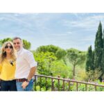 Zerrin Tekindor Instagram - Bana Toulouse’da çok güzel bir deneyim yaşatan Hande Demirdere, Sercan Özen Yıldırım’a, Pierre Fabre ailesine, bu seyahatteki tüm değerli doktorlara ve Jacob’la Antoine’a çok teşekkür ederim. Sizleri tanımak harikaydı. İyi ki oradaydım. #pierrefabre #toulouse #stationthermaleavene