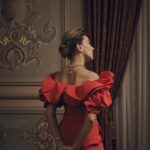 Zerrin Tekindor Instagram – Repost @lofficielturkiye
・・・

L’Officiel Türkiye Aralık/Ocak 2022-23 Tiyatro sayısı çıktı! 

Yayın Koordinatörü: @meltemaydin_ofc
Yayın Direktörü, Moda Direktörü ve Röportaj: @inankirdemir
Fotoğraf: @jiyankizilboga 
Saç: @mustafa_akguul
Makyaj: @yagizyoldas