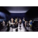 Zerrin Tekindor Instagram – Dün akşam Gielgud Theatre’da Lyndsey Turner’ın yönettiği @nationaltheatre prodüksiyonu #TheCrucible’ı (Cadı Kazanı) seyrettik. Şahaneydi. Olağanüstü bir reji, dekor (@esdevlin) ve ışık tasarımı (@timlutkin_lighting_design) vardı. 3 saatlik oyun 1.5 saat gibi geçti. Fırsatı olan herkese tavsiye edeceğim bir Arthur Miller klasiği.
#cadıkazanı #arthurmiller #westend #thecrucible @crucibleonstage