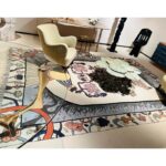 Zerrin Tekindor Instagram – PAD Paris fuarında, @galerie_melissa_paul standında Taylan Aygün tasarımı kilimi görmek çok mutlu etti beni… Harikaydı. @padesignart @byeroid @thetaygun
#paris #padparis