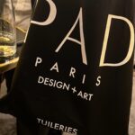 Zerrin Tekindor Instagram - PAD Paris fuarında, @galerie_melissa_paul standında Taylan Aygün tasarımı kilimi görmek çok mutlu etti beni… Harikaydı. @padesignart @byeroid @thetaygun #paris #padparis