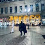 Zerrin Tekindor Instagram – PAD Paris fuarında, @galerie_melissa_paul standında Taylan Aygün tasarımı kilimi görmek çok mutlu etti beni… Harikaydı. @padesignart @byeroid @thetaygun
#paris #padparis