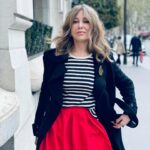 Zerrin Tekindor Instagram - Toz’un Paris turnesi çok iyi geçti. 🩷 #TozParis Oyunumuzu seyretmeye gelenlere çok teşekkürler… Paris, Mart 2024 @tozoyunofficial 🇫🇷 #TOZ NİSAN PROGRAMI: ▪️14-15 Nisan • CKM ▪️17 Nisan • Zorlu PSM ▪️20-21 Nisan • Fişekhane ▪️22 Nisan • DasDas