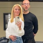 Zeta Makrypoulia Instagram - Όταν έχεις ωραία μαλλιά αλλάζει το ύφος, το βλέμμα, η διάθεση. Ο @nicolasvill πάντα το καταφέρνει αυτό! ———————————————————————————————— #hair #hairsalon #hairexpert #blondhair