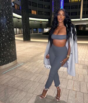 Zeta Morrison Instagram - Need I remind you? x @FashionNova
•
#FashionNovaPartner