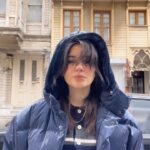 Zeynep Çamcı Instagram – Bugünümün şarkısı☔️♥️