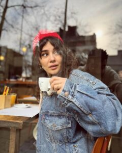 Zeynep Çamcı Instagram -