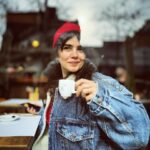 Zeynep Çamcı Instagram –
