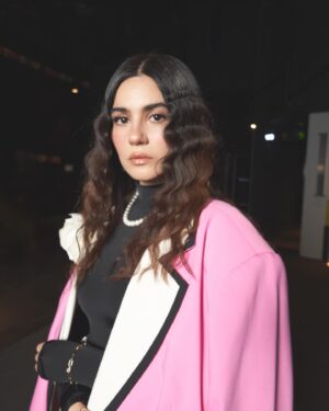 Zeynep Çamcı Instagram - 📸: @nadirozkan 💙
Styling: @zeynepcamci :))🌹
Saç: @huseyinpolatofficial 💙
Makyaj: @selhan.c 💙
Ceket: @maxillaria.co 💕 @ilknursereff 💕
@abdullahbulutmanagement 💙