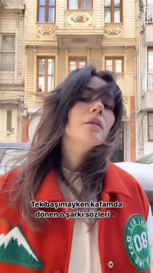 Zeynep Çamcı Instagram - 