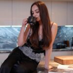 Zeynep Tuğçe Bayat Instagram - ☕️🛌💻🫠 #photogram @ugurtalay_ #reklam