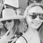 Zeynep Tuğçe Bayat Instagram - Kimler Geldiiii Kimler Geçtiiiii 🫠 Çok güzel bir ekiple çok güzel bir yazı bitirdik. Fotoğraflara sığmayacak kadar kalabalığız🤍