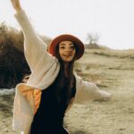 Zeynep Tuğçe Bayat Instagram – İşimin en keyifli kısmı böyle güzel arkadaşlarım ile çalışmak 😍 
@zeyneptugcebayat 🌙🌸

#cappadocia #fashion #winter #cappadociaphotographers #vogue #fashionstyle #styling #colors #magazine #lovethis #movie #istanbul #runway #acrtess