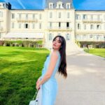 Zeynep Tuğçe Bayat Instagram - Vers de nouveaux beaux départs 🤍 reklam