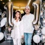 Zhasmin Instagram - Дорогой мой друг Филипп @fkirkorov , с днем рождения! 🥳🎂 С годами начинаешь особенно ценить настоящих друзей, кто верно и честно находится рядом многие годы, да что там годы - мы с тобой рядом и в самые счастливые, и в ненастные времена уже больше половины жизни! Желаю тебе сохранить на долгие годы твою удивительную способность превращать все вокруг в яркий праздник, твой задор, жажду жизни, твой талант и креатив! Пусть крепким будет здоровье папы Бедроса, а детки каждый день радуют новыми успехами! И, конечно, пусть с каждым годом только множится армия почитателей твоего таланта!