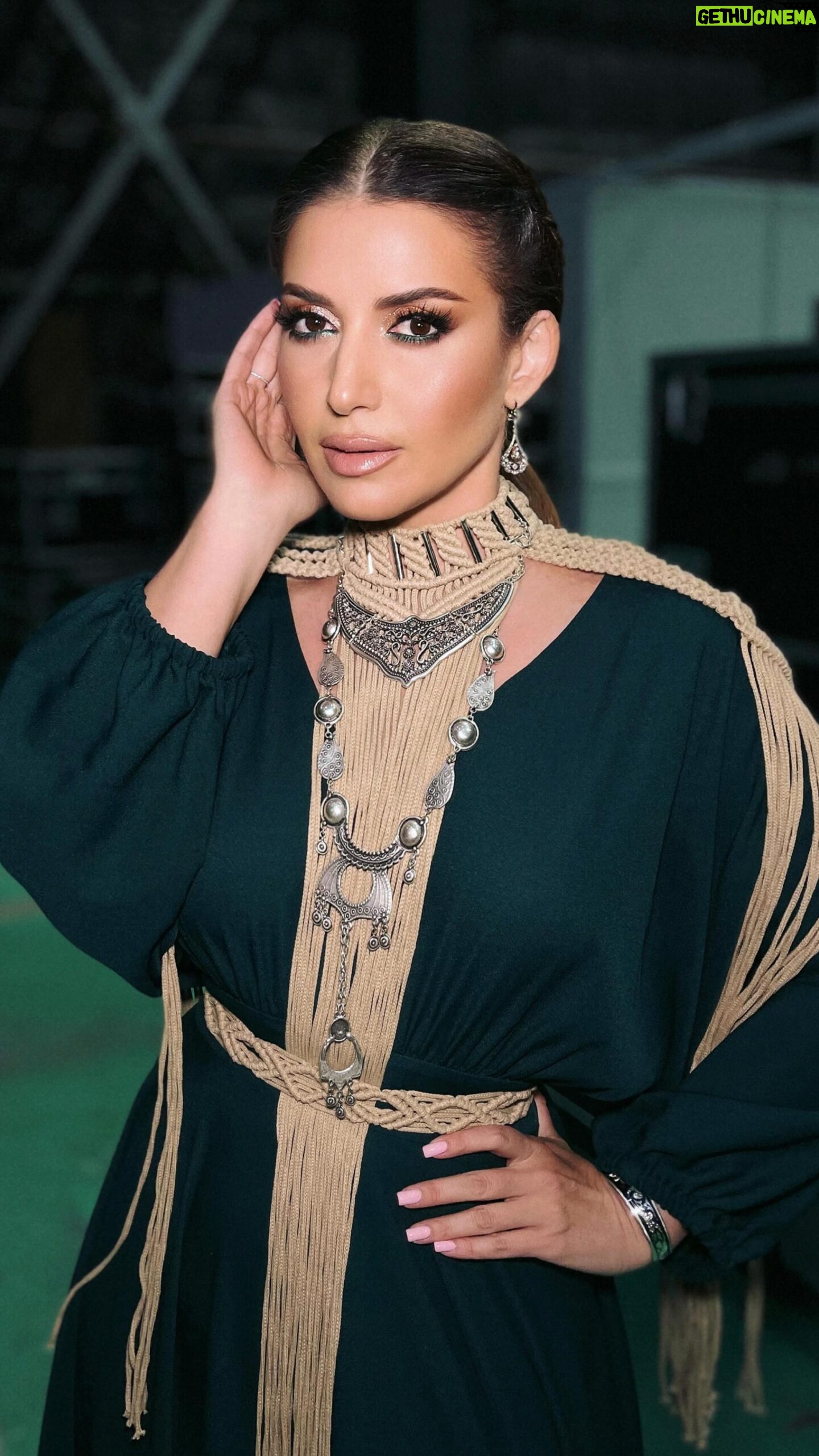 Zhasmin - 11.7K Likes - Моим родителям: Маргарите Семеновне и Льву Яковлевичу посвящается… 💔
