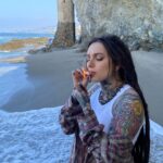 Zhavia Ward Instagram - Hope you enjoyed my verse on Heart In 2💔 working on some dope music ⭐️💨