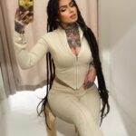 Zhavia Ward Instagram - @fashionnova 💌🎁all I want for Christmas is you ❤️❤️❤️