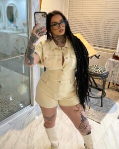 Zhavia Ward Instagram - @FashionNova 🥀❤️‍🔥🥀❤️‍🔥🥀❤️‍🔥🗡️ product details in the comments 👇🏼