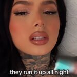 Zhavia Ward Instagram - Drop a 💰💰💰if you want DOLLA$IGNS #ZHAVIA will be my first release as an independent artist🔥🔥⭐️☔️☔️