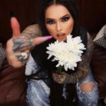 Zhavia Ward Instagram - 🎞️🎞️🎞️custom fit I made for my show 🎤🩷🩷🩷⭐️🌸 show Photos shot by @meganyourfavorite and @archivalgrams