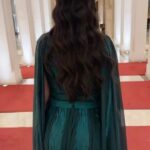 Zineb Obeid Instagram - Look d’hier pour l’ouverture du @marrakechfilmfestival 💚 Mise en beauté @camillepetrouvi Robe @handmadebyghitalahrichi Bijoux @bijouterie.merveilleuse #feelinglikeprincess