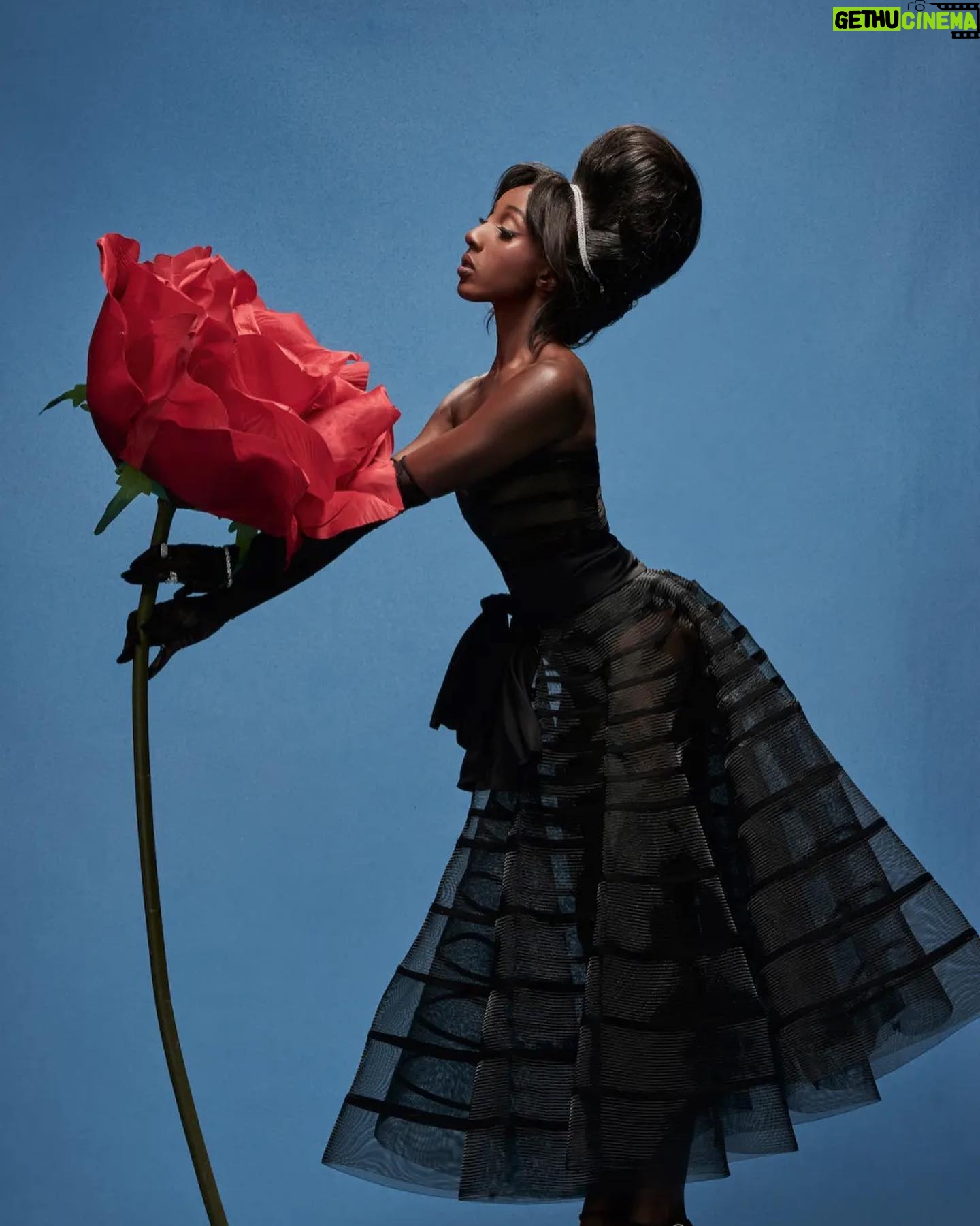 Ziwe Fumudoh - 26.7K Likes - had the time of my life shooting with @grazia_usa_ 💕💕💕💕
Photography - @marksquires_studio
Styling - @j_errico
Hair - @dhairiusnyc
Makeup - @killahcamz
Nails - @jackiesaulsbery
Words - @emilwilbekin